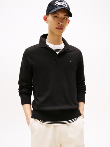 Tommy Jeans Sweater 'ESSENTIAL ' in Black: front