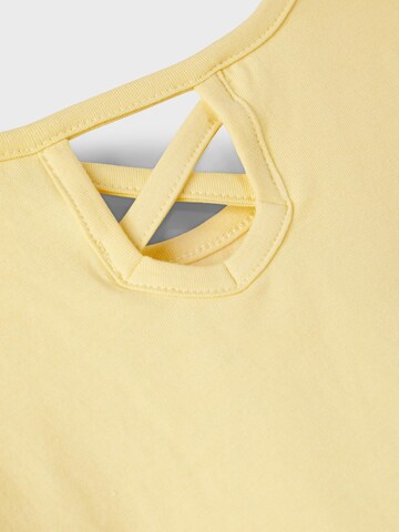 T-Shirt 'JUDINA' NAME IT en jaune