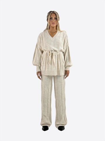 Elara Hosenanzug in Beige: Vorderseite