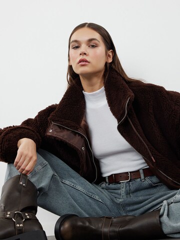 Trendyol - Chaqueta de entretiempo en marrón