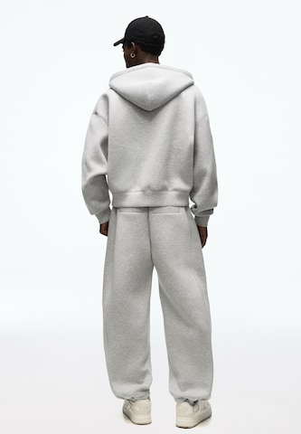 Bershka Joggingová souprava – šedá