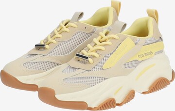 STEVE MADDEN Sneakers in Yellow