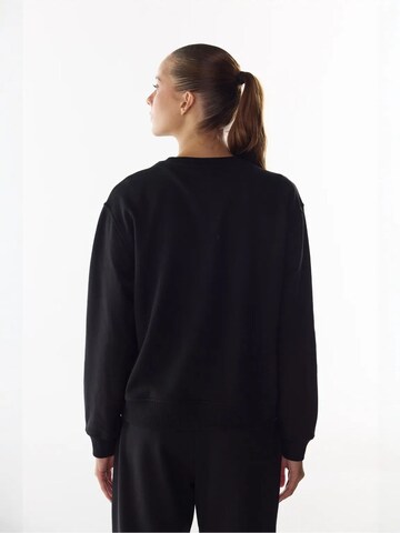 Penti Dressipluus 'Sweatshirts', värv must