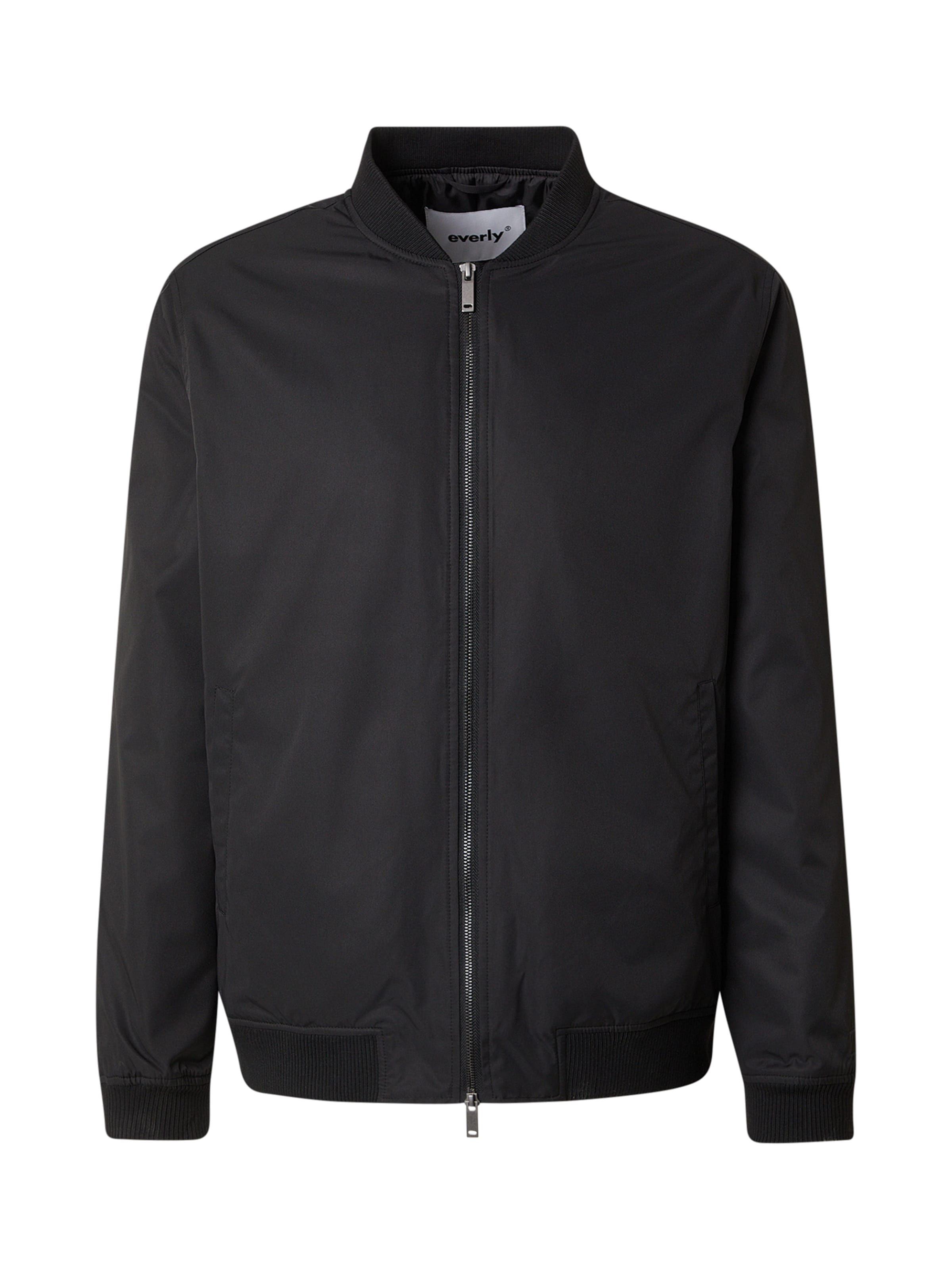 Everly Jacke in Schwarz: Vorderseite