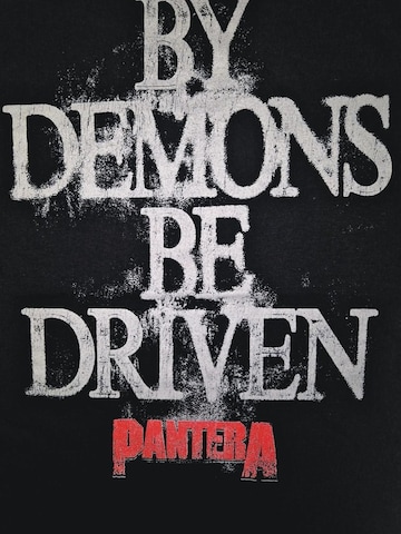 PANTERA - Camiseta 'Pantera By Demon Be Driven' en negro
