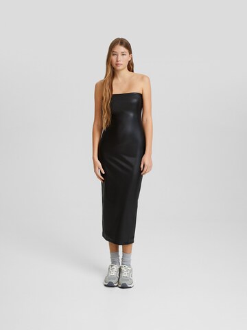 Bershka Kleid in Schwarz