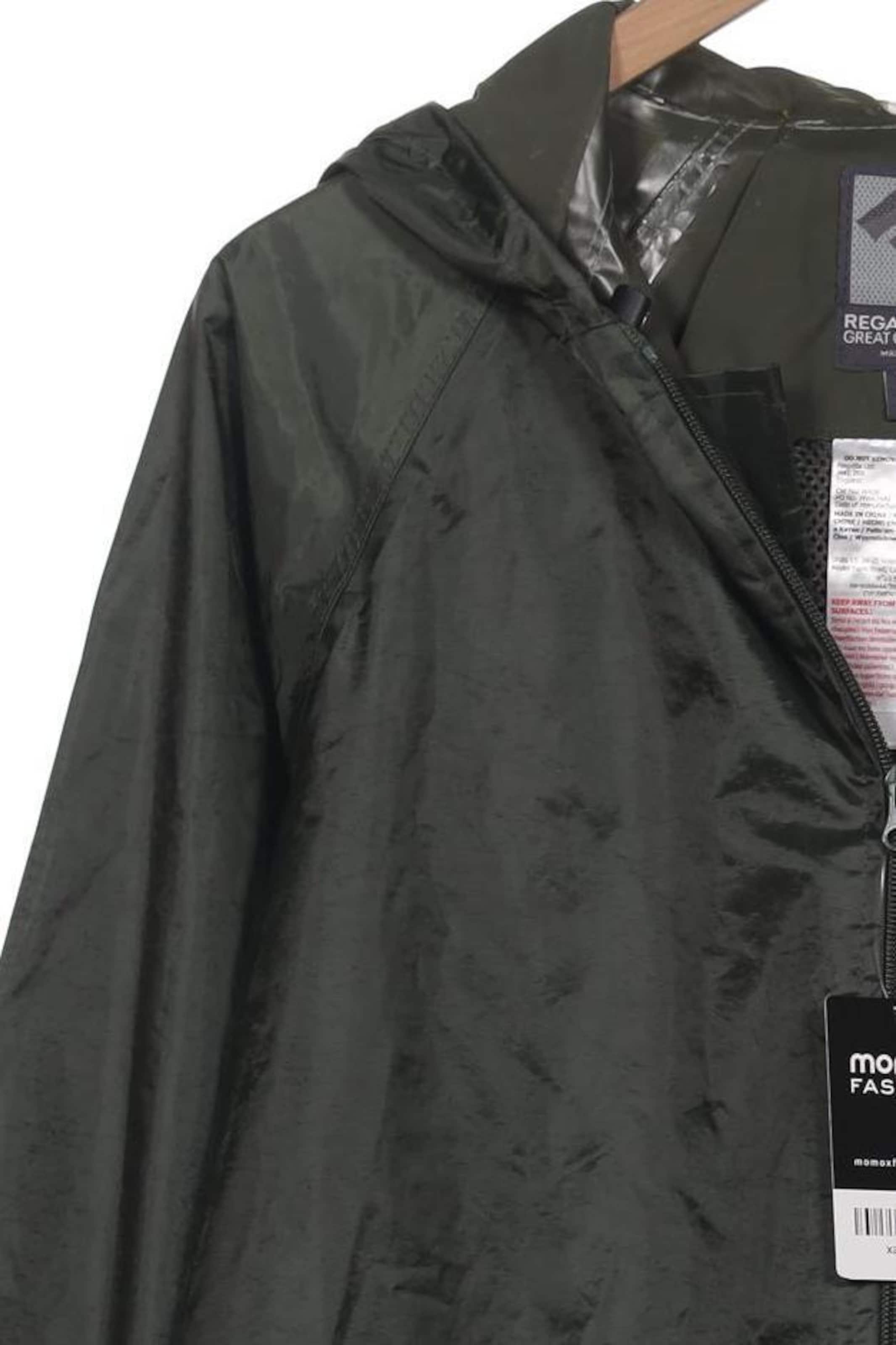 REGATTA Jacket & Coat in M-L in Green
