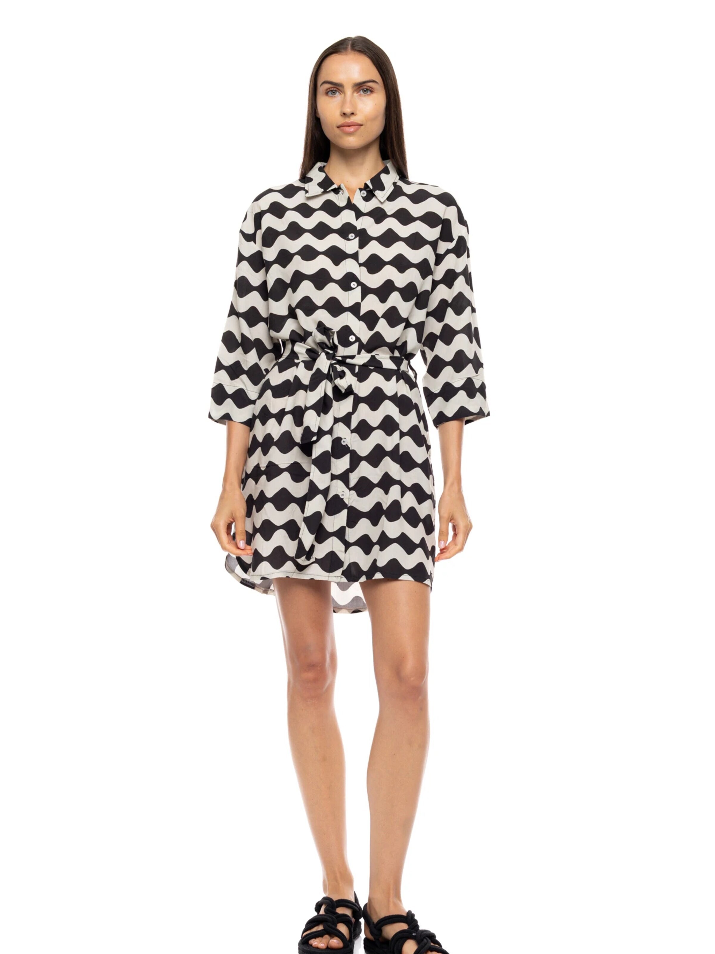 Pink Label Sommerkjole 'BEACHWEAR OFF WHITE WAVE' i sort: forside
