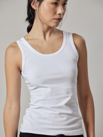 Top 'Canotta' di OWN Off With Nature in bianco