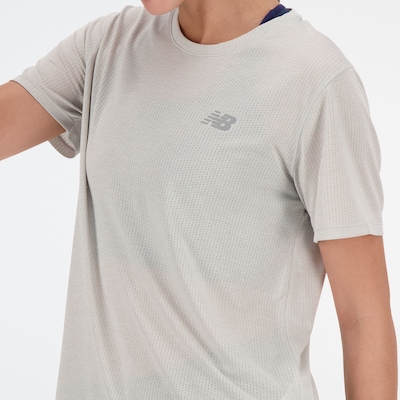 new balance T-shirt fonctionnel 'Athletics' en gris clair, Vue avec produit
