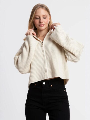 Hiccup Oversized cardigan in White