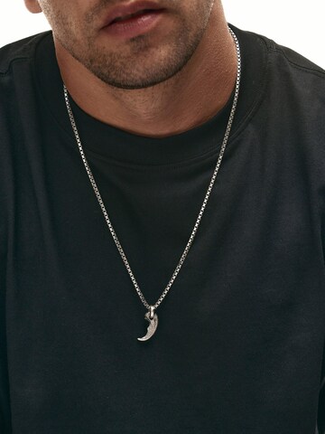 REYTEL Pendant 'GRIZZLY BEAR CLAW' in Silver: front