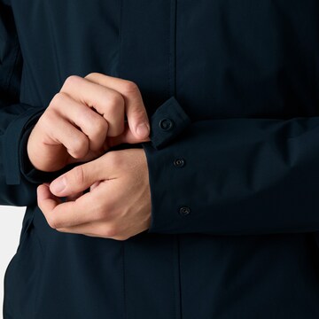 HELLY HANSEN Between-Seasons Coat in Blue