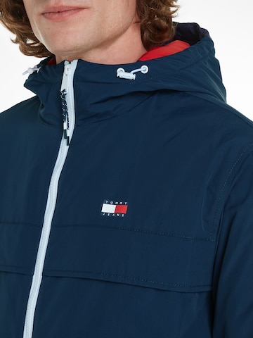 Tommy Jeans Přechodná bunda – modrá