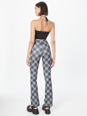 Nasty Gal Flared Hose in Grau