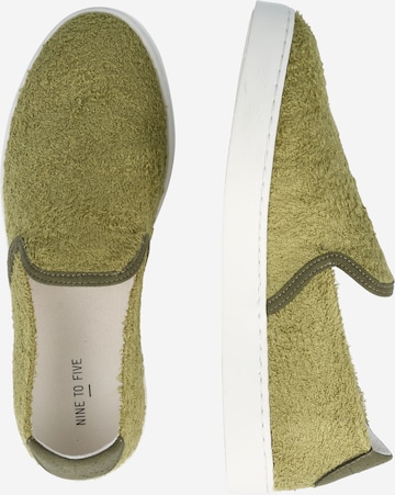 NINE TO FIVE Slip On 'Elli' in Grün