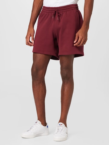 ADIDAS ORIGINALS Loosefit Shorts 'Premium Essentials' in Rot: predná strana