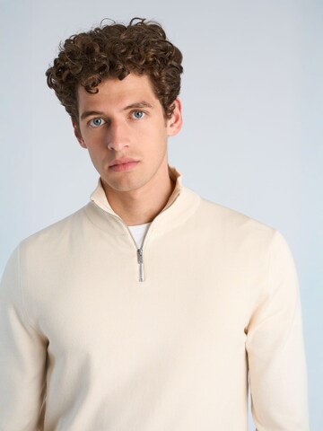 Lindbergh Sweater in White