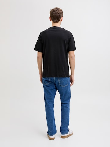 JJ Rebel T-Shirt 'JREBROCKY' in Schwarz