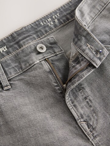 Slimfit Jeans di Next in grigio