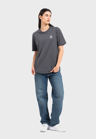 Oldskull Shirt 'Asian Lotus Surf' in Grey