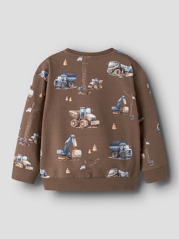 NAME IT - Sudadera en marrón