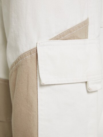 Bershka Loosefit Hose in Beige