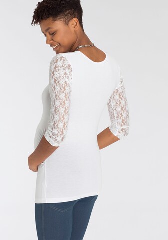 Neun Monate Shirt in White