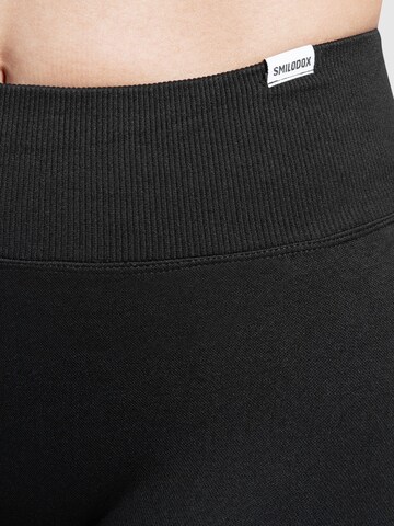 Smilodox Skinny Leggings ' Myrah ' in Zwart