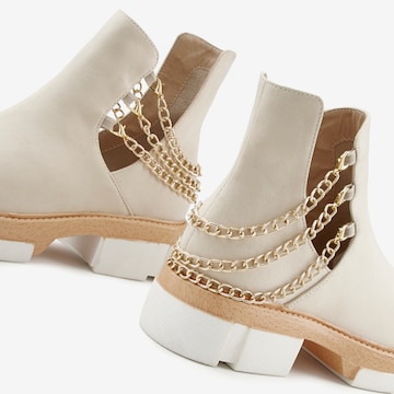 LASCANA Ankle Boots in Beige