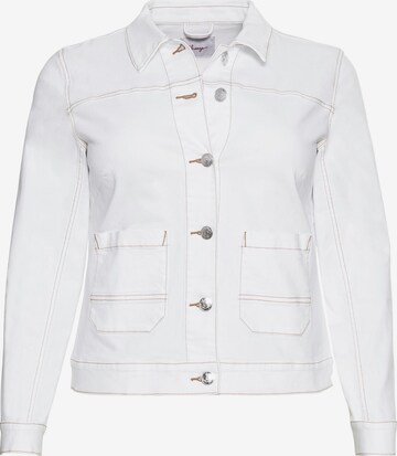 SHEEGO Between-season jacket in White: front