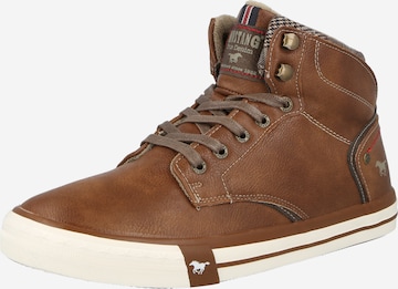 MUSTANG Sneakers hoog in Bruin: voorkant