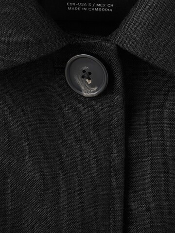 MANGO Přechodná bunda 'Will' – černá