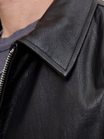 JACK & JONES Демисезонная куртка 'JORMERCER' в Черный