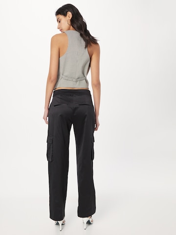 Gina Tricot Regular Cargo trousers in Black