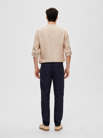 SELECTED HOMME Tapered Chinobyxa 'Jax' i blå