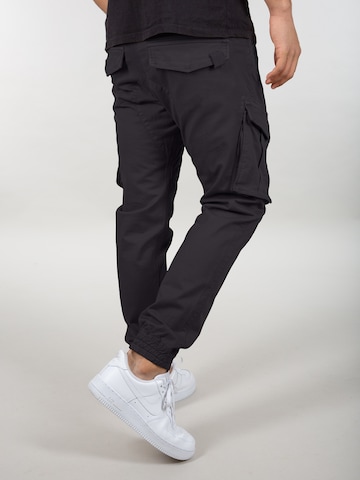 ALPHA INDUSTRIES Slimfit Cargo nadrágok 'Spy Pant' - fekete