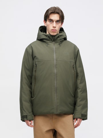 THE NORTH FACE Λειτουργικό μπουφάν 'MTN RANGE' σε πράσινο: μπροστά