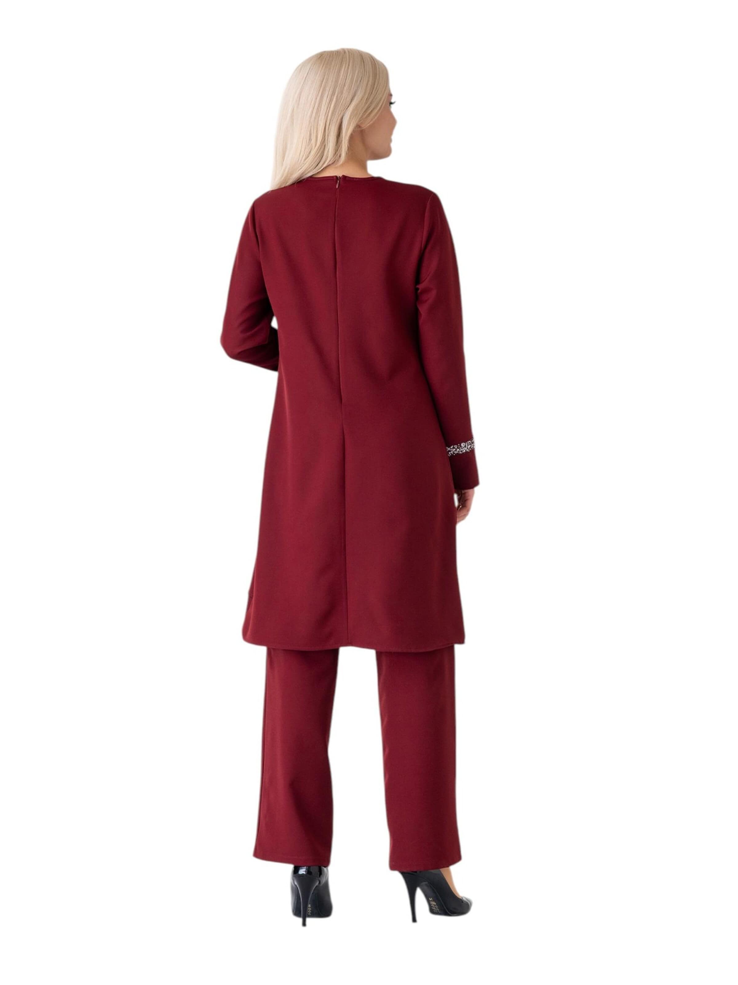 Completo pantalone 'NEVRA' di fashionshowcase in rosso