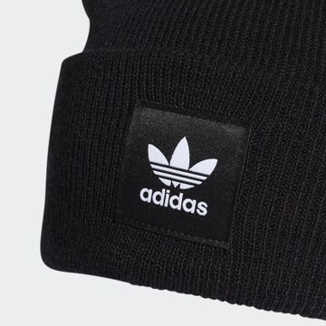 juoda ADIDAS ORIGINALS Megzta kepurė 'Adicolor Cuff'