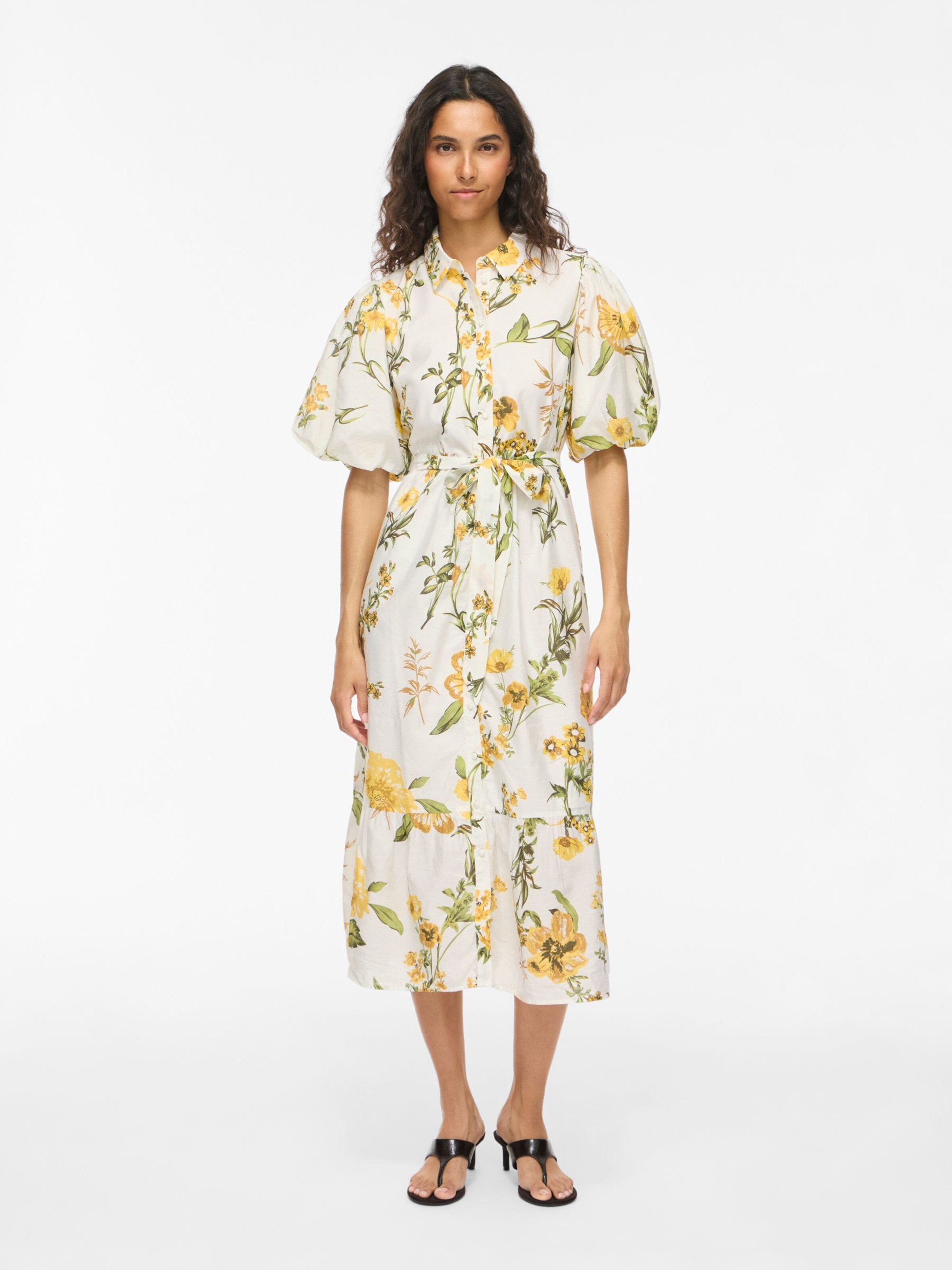 Robe VILA en blanc : devant