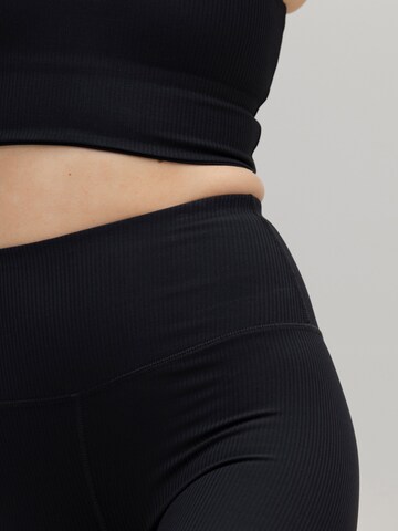 Hey Honey Skinny Leggings 'Biker Ribbed' in Zwart