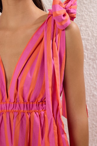 Trendyol Kleid in Pink
