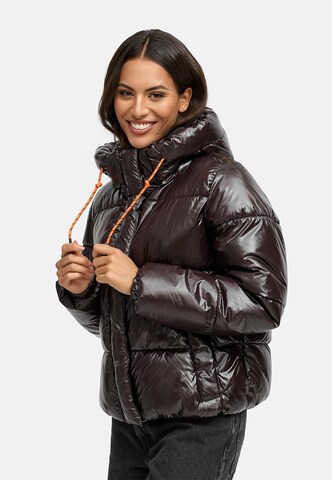 MARIKOO Winterjas 'Skyraa 16' in Bruin: voorkant