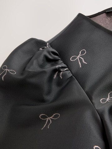 Next Bluse in Schwarz