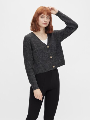 PIECES Knit Cardigan 'Ellen' in Grey: front