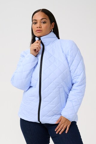 Veste mi-saison 'Moreen' KAFFE CURVE en bleu : devant