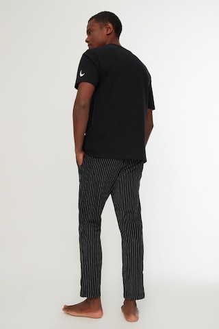 Trendyol - Pijama largo en negro