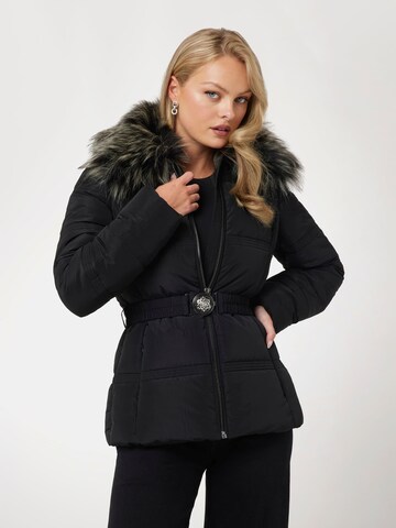 GUESS Winter Jacket in Black: front