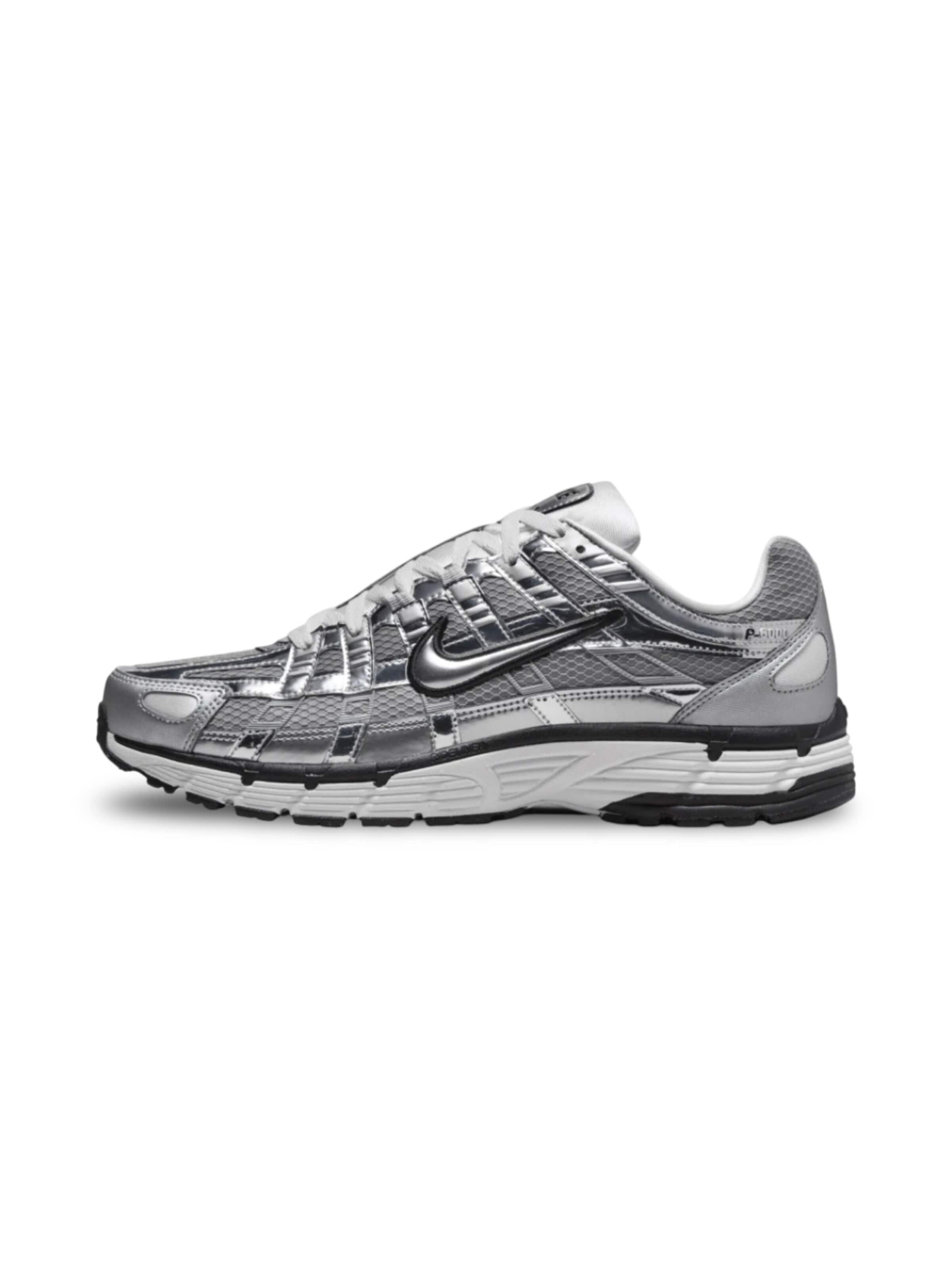 NIKE Sneaker low 'Nike P-6000 Metallic Silver'‌‌‌‌‌ in Silber: Vorderseite